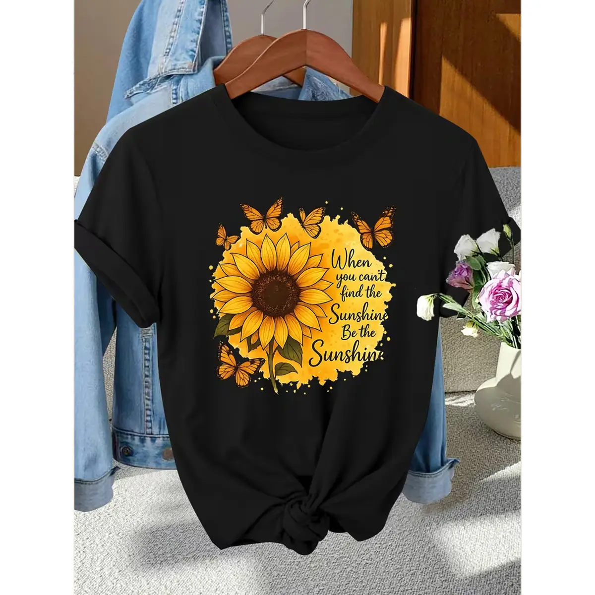 Women's Vintage Sunflower & Butterfly Printed T-Shirt - Short Sleeve Loose Fit Suitable for Spring Summer Fall, Round Neck Casual & Party Wear