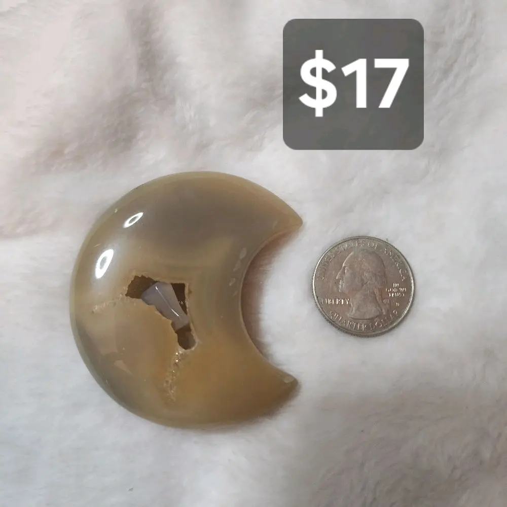 #15 Natural Gray Banded Agate Moon with Druzy Center Home Decor Carving Healing Crystal for Meditation & Spiritual Gifts