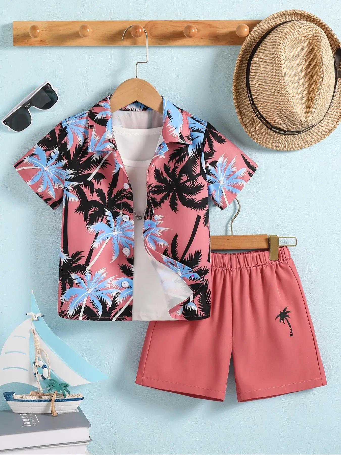 Two-Piece Set Toddler Boy's Palm Tree Print Short Sleeve Shirt & Elastic Waist Shorts, Casual Summer Clothes for Kids Beach Vacation, Kids Clothing