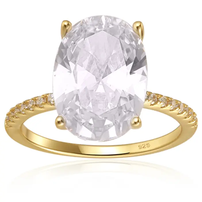 Starlette Dolly in Gold Ring | 4 Carat Oval Cut Center Stone | Plated in Gold | Simulated Diamond Engagement Ring