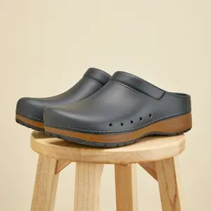 Kane Mens Black Mule