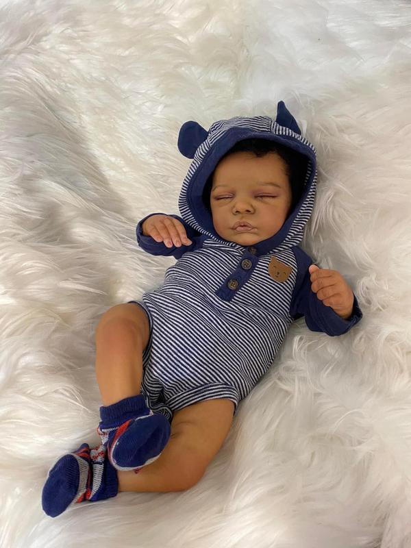 Reborn Baby Doll Black Girl 19 Inch Realistic Newborn Baby Dolls Realistic African American Reborn Doll Toy with Clothes Soft Silicone Vinyl Head & Limbs Lifelike Details Handmade Realistic Veins & Facial Expressions