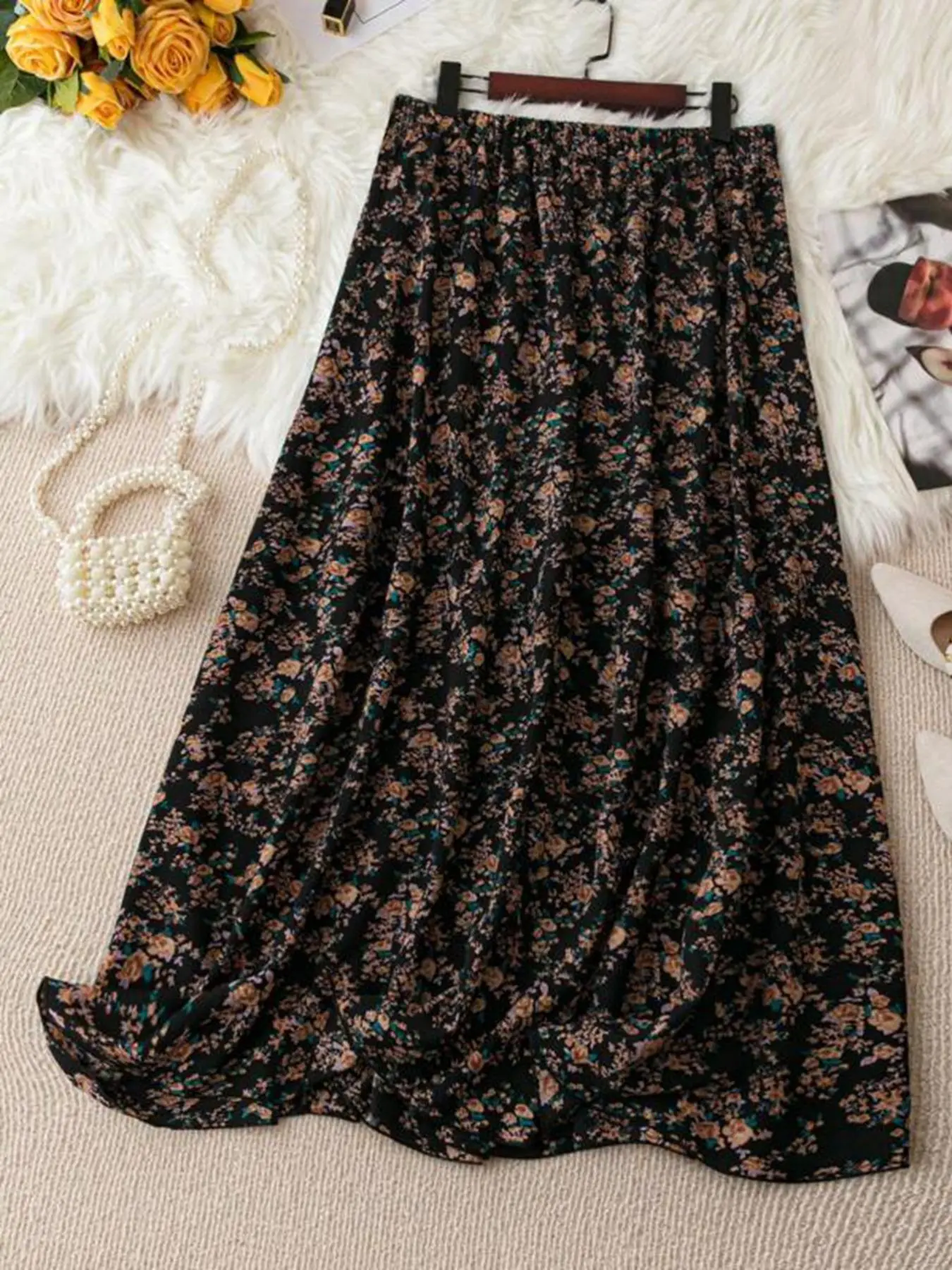 【Plus Size】 Ditsy Floral Print Long Skirt, Floral Printed Skirt, Casual Fashionable Skirt, Boho Fashion Casual Skirt for Daily Holiday Vacation Wear, Women Plus Clothing for Summer, Boho Casual Skirts