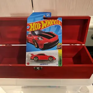 Hot Wheels Porsche 911 GT3 Diecast 1:64 Scale Collectible Toy Car