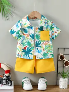 Boys' summer vacation style set, Floral print set, jungle style, boys' tropical flora printed shirt+yellow shorts set, contrasting pockets+refreshing short sleeved design, Valentine's Day gift, suitable for beach vacation, outdoor play
