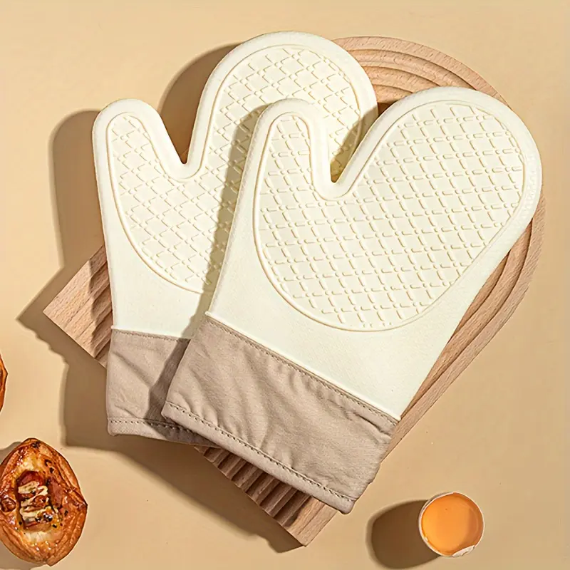 Two Oven Mitts Kitchen Heat Insulation Anti-scald Gloves Baking Thickened Silicone High Temperature Microwave Oven Mitts Non-slip