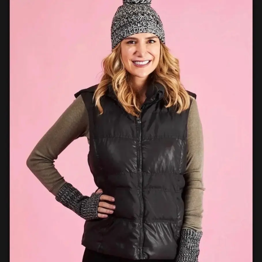 Rebecca Minkoff Marbled Beanie & Armwarmer Set NWT