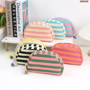 Aesthetic Shell Striped Cosmetic Bag for Women, Cute Travel Makeup Organizer Pouch, Portable Toiletry Bag for Skincare, Makeup Storage & Daily Travel Essentials