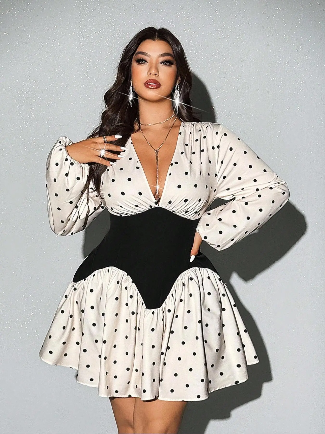 Plus Size Dress for Women, Loose-Fitting Long Sleeve Summer Dress in Moderate Thickness Woven Fabric, Stylish Summer Fashion, Casual Wear, Womenswear