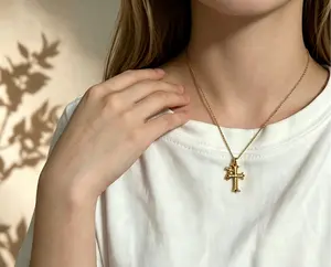 Double Cross Pendant Necklace Small Zircon Cross Pendant Chain Collar Exquisite Faith Jewelry Religious Gift for Women
