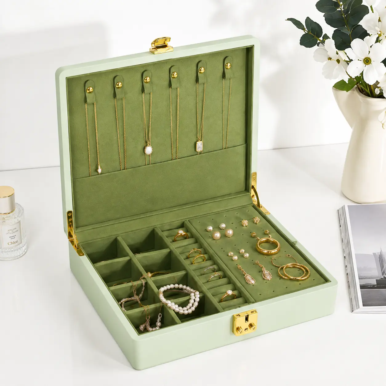 Oirlv Large Jewelry Box for Women, Single Layer Velvet Jewelry Organizer with Lock and Key, Removable Dividers, Travel Display Storage Case for Rings, Necklaces, Earrings, Bracelets, Avocado Green