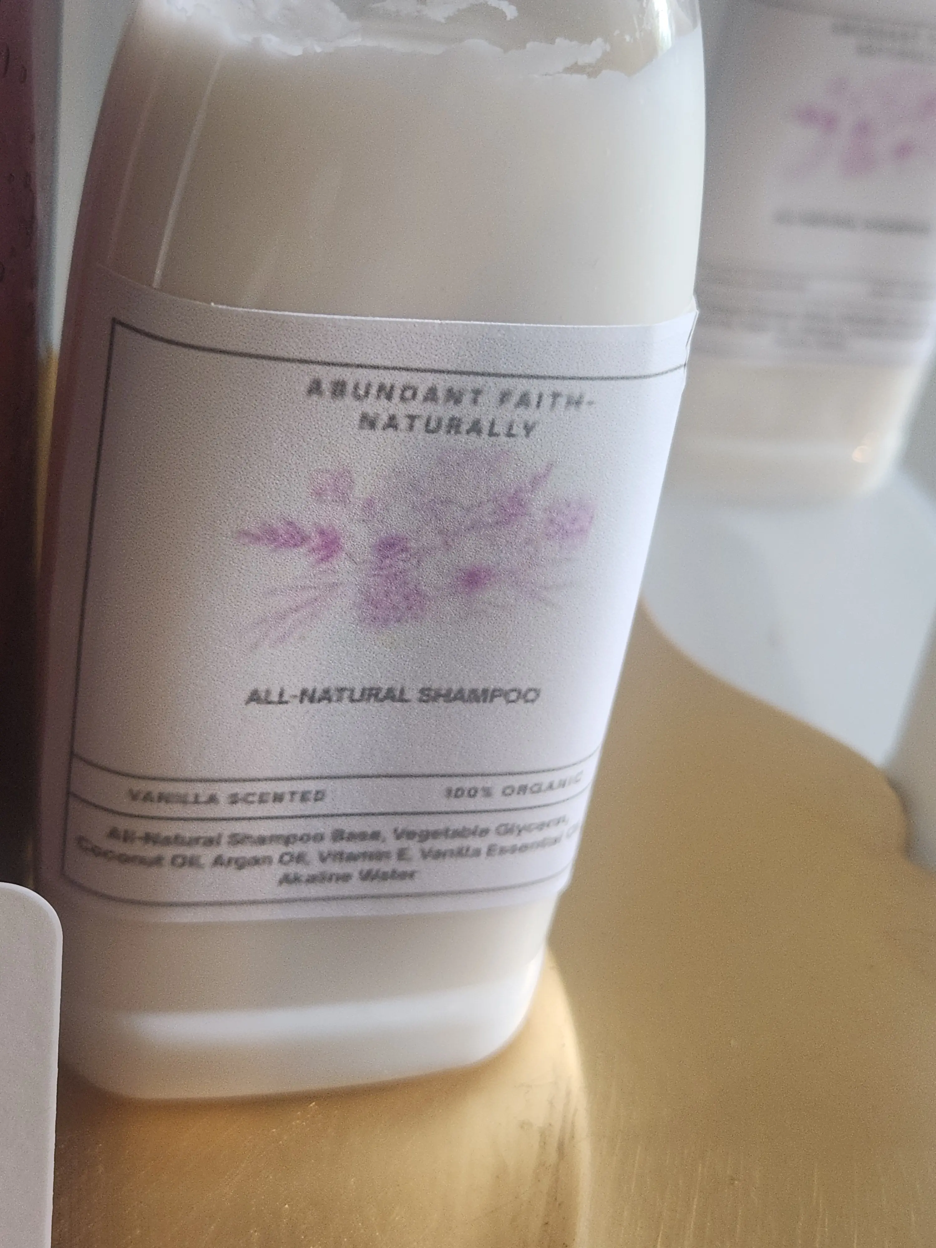 Vanilla Scented All Natural Shampoo (No Chemicals)
