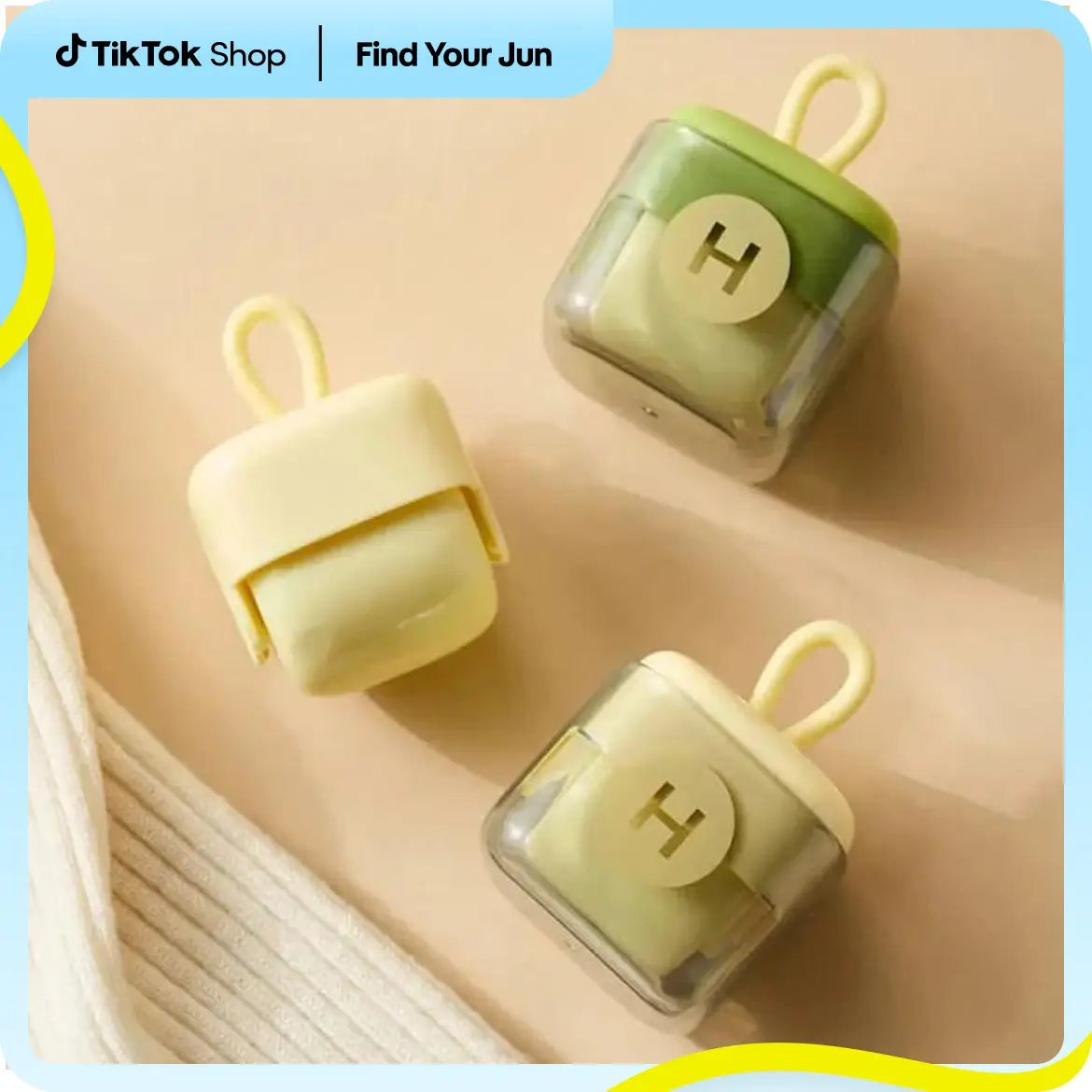 2-Pack Mini Lint Roller, Bulk Discounts, Reusable Lint Compact design manual durable Pet owner Hair Removal household Tool Remover,Washable sticker cl