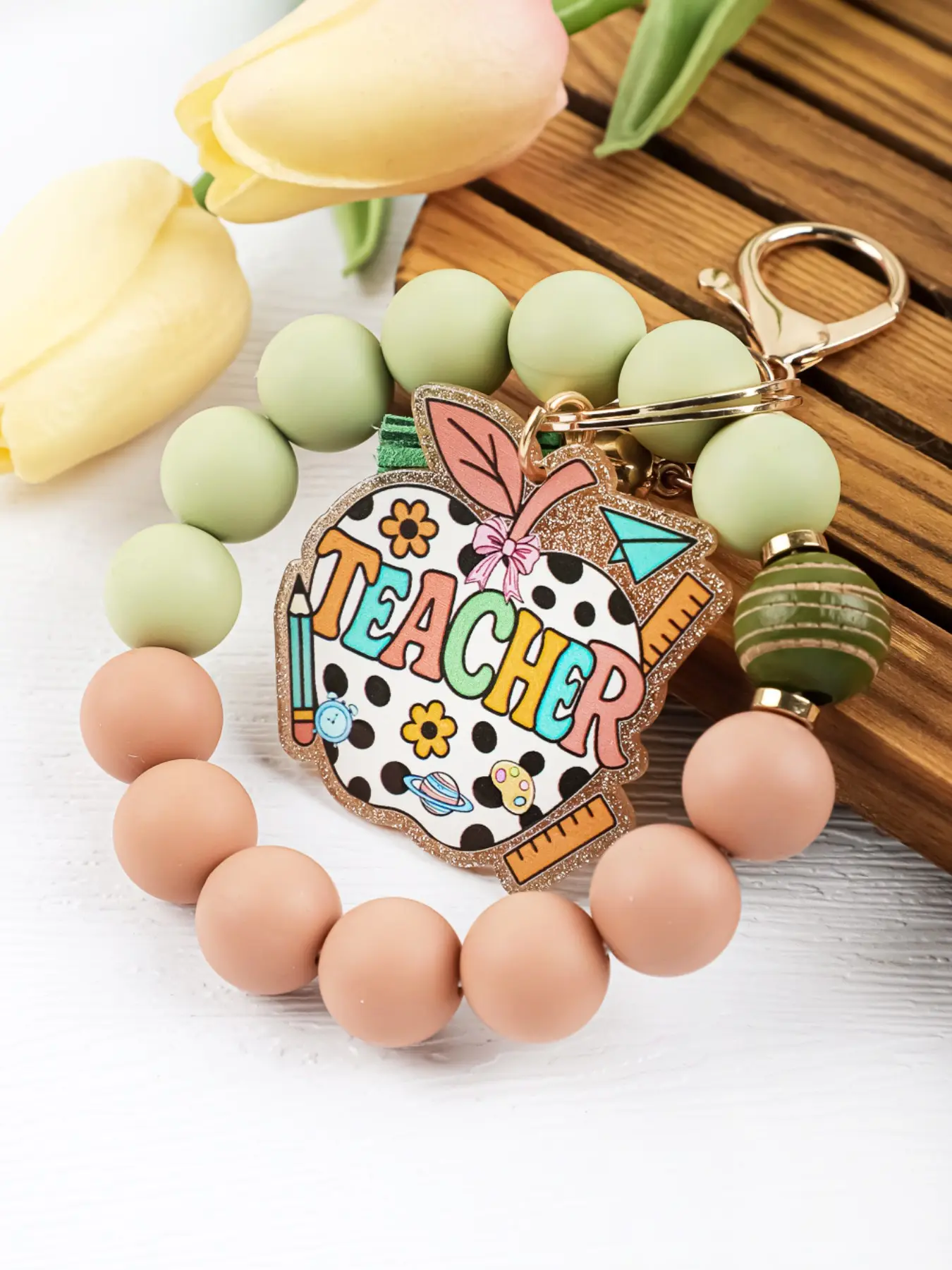 Teacher Beaded Wristlet Keychain, Apple Shape Acrylic Keychain, Teacher Appreciation Gift, Silicone Beaded Key Ring, Back to School Gift