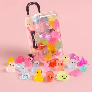 30pcs Cute Glow-In-The-Dark Animal Shapes Resin Accessories Set, DIY Resin Figurines Decorations, Luggage Charms, Party Favors