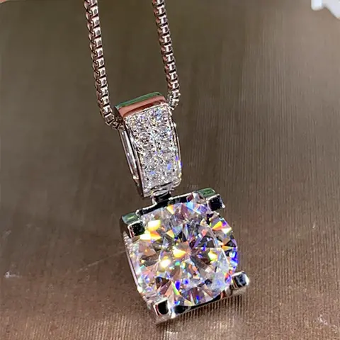 Luxury Artificial Zirconia Decor Dangling Pendant Necklace for Women Rhinestone Decor Necklace, Gorgeous Trendy Jewelry As Gift for Party Decor, Cz Prong Necklace, Fashion Necklace, Rhinestone Decorated Necklace, Jewelry Gifts, Sparkling Cz Necklace