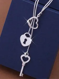 Fashion Simple Heart Lock Key Pendant Necklace, Unique Design Women's Daily Versatile Casual Necklace, Stylish Jewelry for Everyday Wear, Love Heart Necklace, Heart Shaped Necklace