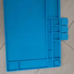 Soldering Mat Electronics Repair Mat, Silicone Work Mat Heat Resistant 932°F, Magnetic Mat for Screws and Tools, Solder Mat Silicone Pad for Watch, Phone