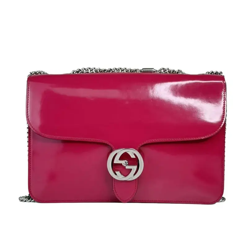 Pre-owned GUCCI Patent Leather Shoulder Bags Pink Interlock Shoulder Bag with Chain Strap and Iconic GG Buckle