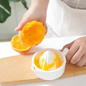Plastic Manual Orange Juicer Kitchen Orange Lemon Squeezer Portable Citrus Juicer Multifunction Fruit Juicer Kitchen Accessories