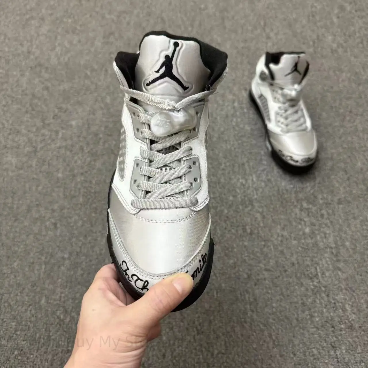 Vintage Full Grain Silver Leather High Top Casual Shoes, Black Contrast Trim Breathable Mesh Panel Cushioned Rubber Midsole Transparent Outsole Fashion Sports Sneakers For Men Women