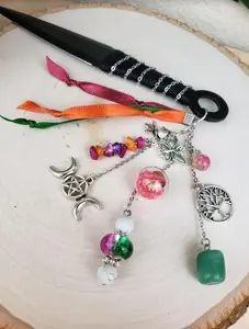 Alethia Dagger - Orange/Green Triple Moon
