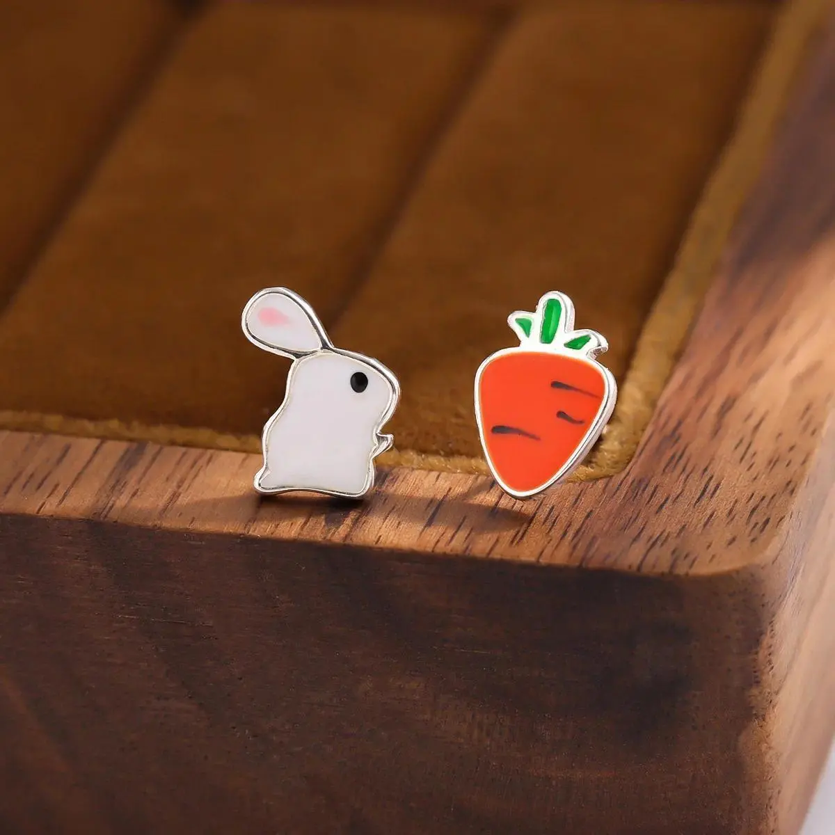 Women's 925 Sterling Silver Cute Rabbit-Carrot Design Asymmetrical Earrings, Rabbit-Themed Animal Character Bunny Motif Carrot Beaded Fashion Jewelry for Daily Female Wear, Style E032, Rabbit-Themed Earrings, Animal Character Earrings