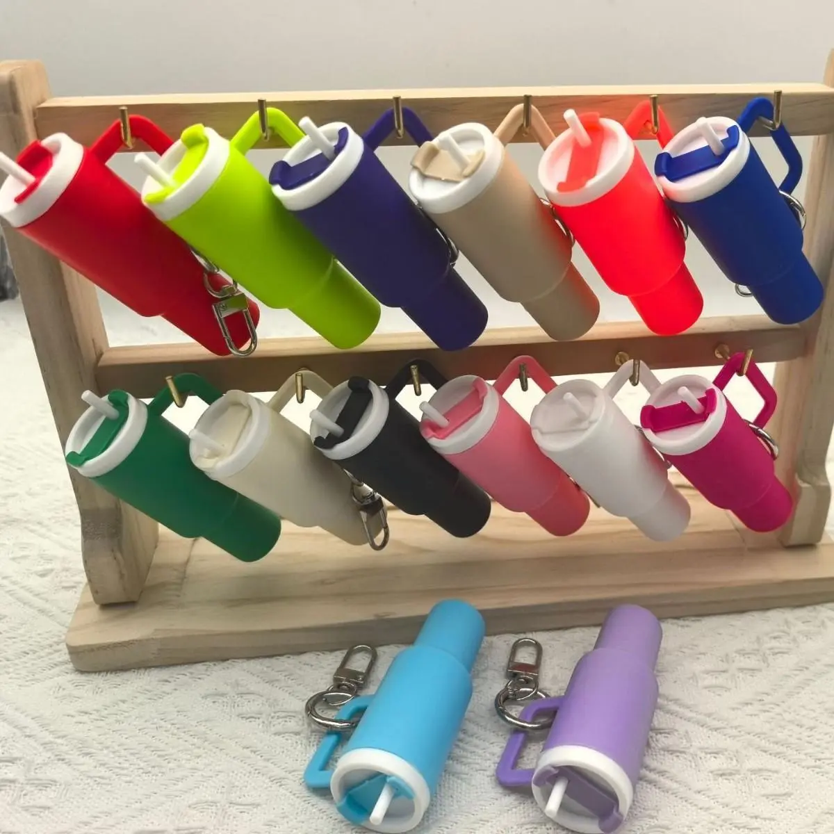 Mini Drinking Cup Keychain, Mini Cup Keychain, Portable Lipstick Storage Keychain, Fashionable Keychain for Backpack Car Keychain, Perfect Gift for Friend, Sports Enthusiast, Keychain For Bags, Keyrings For Keys, Keychain Set