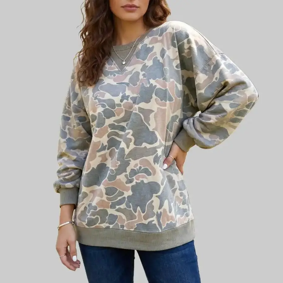 Women's Casual Camouflage Patchwork Pullover, Ribbed-Trim Crew Neck Polyester Blend Sweatshirt for Outdoors and Everyday Wear, Style, Tops, Round Neck, Elastane, 95%Polyester+5%Elastane, Pull On
