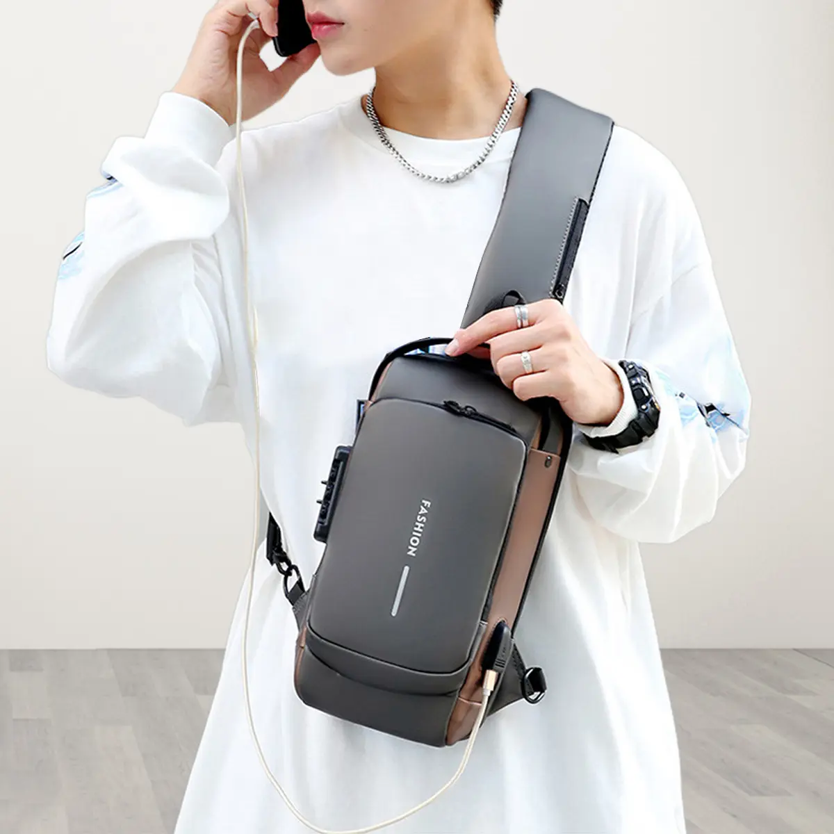 Unisex Anti Theft Backpack,Multi-functional shoulder bag, PU 