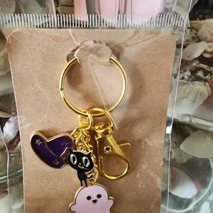 Halloween Charms Keychains - Swivel Snap Hook and Split Key Ring - Ghost Cat Witch Hat Enamel Charms Keychain