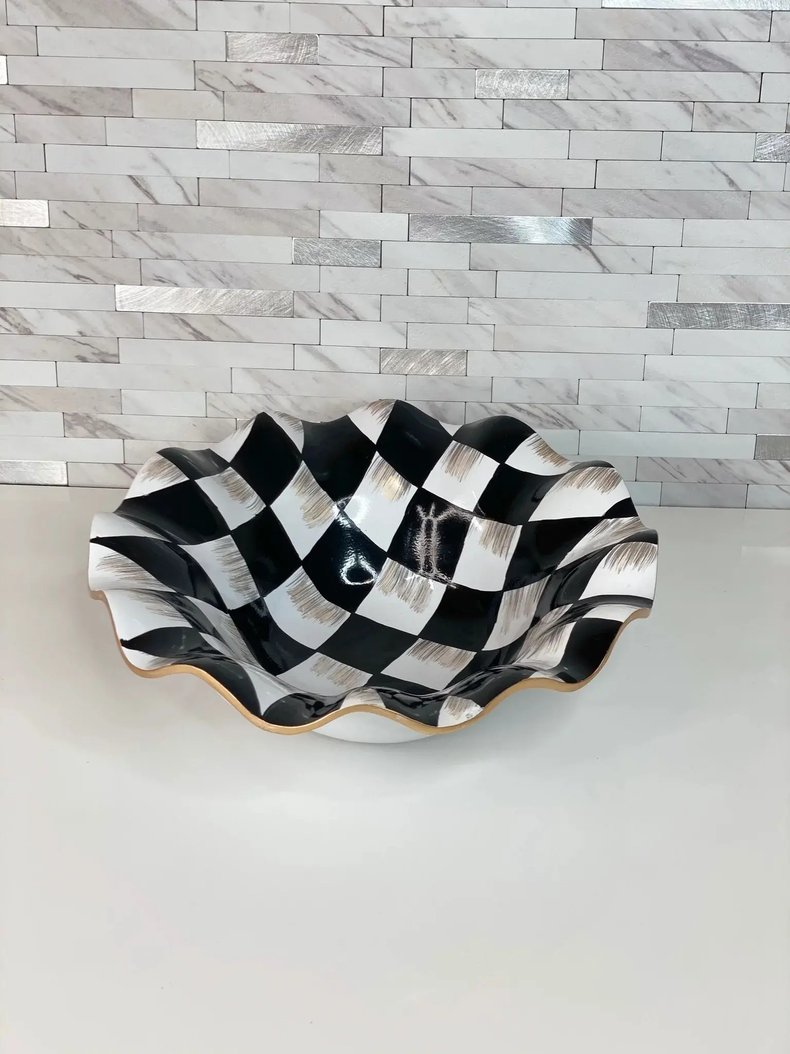 CHECKERED FLUTED BOWL