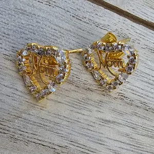 Mom heart earings