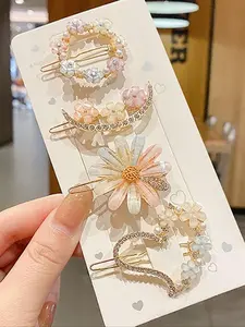 4pcs/set Random Color Elegant Faux Pearl Decorated Hair Clips with Flowers & Heart Design, Rhinestone Decor Hair Clips, Fashion Hair Accessories for Women & Girls