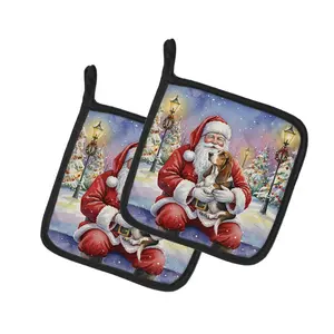 Carolines Treasures FNT1004PTHD Fabric Pot Holders - 7.5x7.5 in. Basset Hound with Santa Claus Design, Pack of 2, Hanging Kitchen Bakeware for Machine-Washable Use
