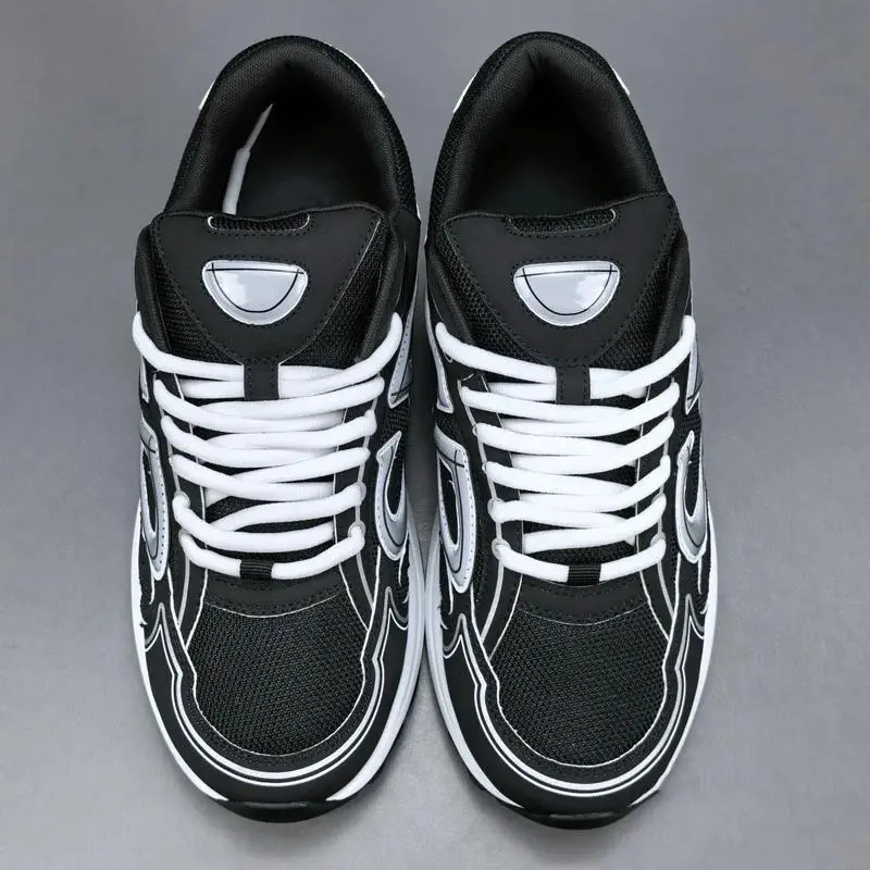 Black（ White Shoelaces）