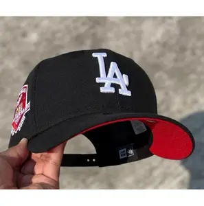 New Era New York Yankees Black & White Baseball Cap – Adjustable Snapback Hat Unisex Streetwear Hip Hop Style New Era Inspired