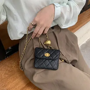 Fashionable Chain Waist Bag for Women Mini Belt Crossbody Bag with Link Chain Versatile Fanny Pack