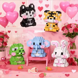 Children's Day Gift 24-Pack: Mini Animal Building Blocks  Children's Party Favor, Brick Toys for Kids, School Classroom Activities