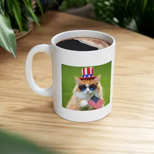 Patriotic Cat Holding American Flag Mug USA Cat Coffee Cup for Men Women | Stars and Stripes Cat Lover Ceramic Mug | 4th of July Independence Day Gift | Cute Funny Cat Mug Coffee Tea Cup | Veteran Military Family Gift | Viral TikTok Patriotic Cat Mug Gift