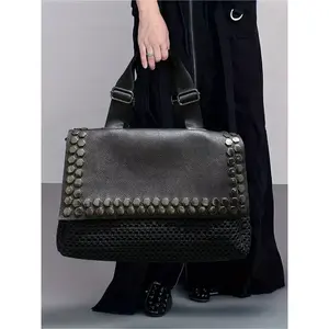 Ladies' fashionable retro casual cool handbag, personalized Y2K spicy girl motorcycle bag, street style rivet spliced city bag, both sides can be used, suitable for work, commuting, dating