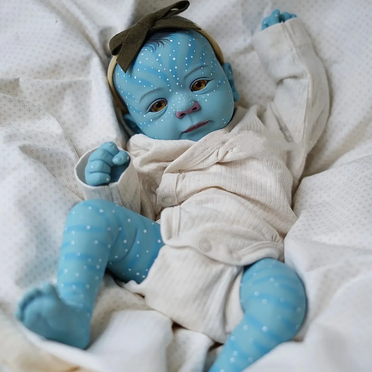 18-inch Soft Vinyl Lifelike Handmade Reborn Youngsters Doll - Collectible Art Doll with Detailed Painting - Avatar Newborn Dolls-Ideal for Holiday