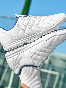 New men's game training boots Non-slip AG cleats Football boots Adult breathable high-top soccer shoes Couple outdoor professional football shoes Lawn light classic black sports soccer cleats