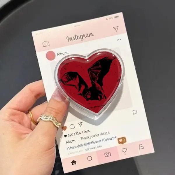 Red Bat Heart MagSafe Phone Grip, Horror Aesthetic Magnetic Phone Holder, Kawaii Scary Fan Gift , Kindle Accessories sticky Baby mount Library Card Flower-Shaped Multi-Functional Stand Universal Car Double-Sided Octo Adjustable Portable Monitor