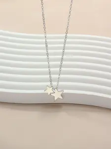 Elegant Star Detail Pendant Necklace For Women For Gift, Stainless Steel Jewelry, Minimalist Necklaces, Modern Fashion Accessories
