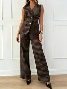 A women's fashionable brown striped light luxury suit set, exquisite, durable, comfortable and stylish, suitable for commuting to work, shopping and playing indoors and outdoors