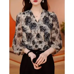 Summer thin French V-neck printed chiffon shirt, women's loose high-quality seven sleeve top, casual all printed shirtRAIMENTRY