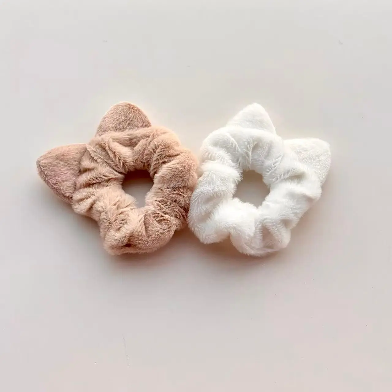 2PCS Cute Cat Ear Hairbands & Scrunchies, Fluffy Plush Hair Accessory for Women, Soft, Stylish, and Comfortable Design, Cartoon Hairbands & Scrunchies, Kitten Style Hairbands & Scrunchies