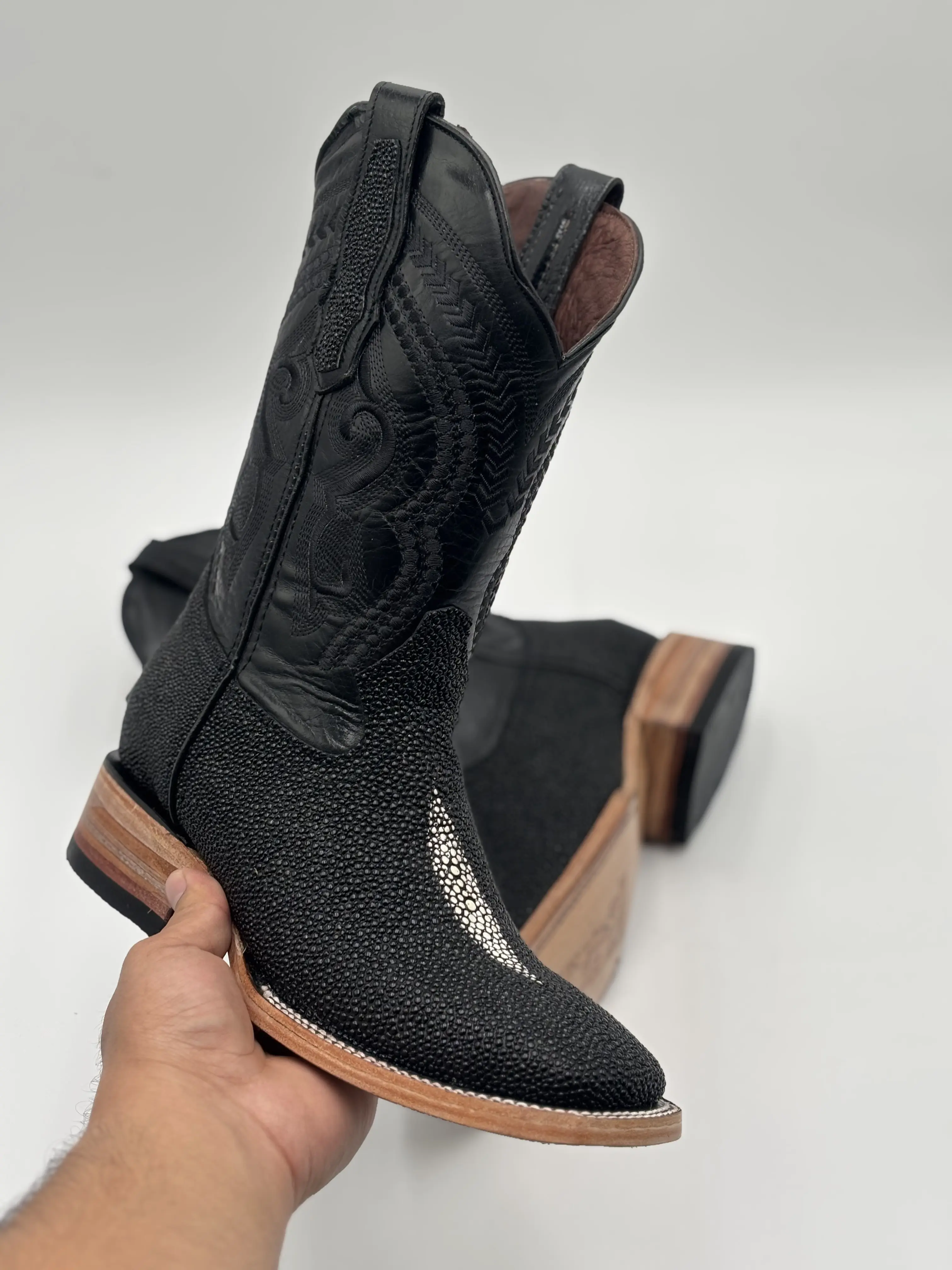 Boot/Bota- Manta Black Leather Boots Boot/Bota- Manta Black Leather Boots