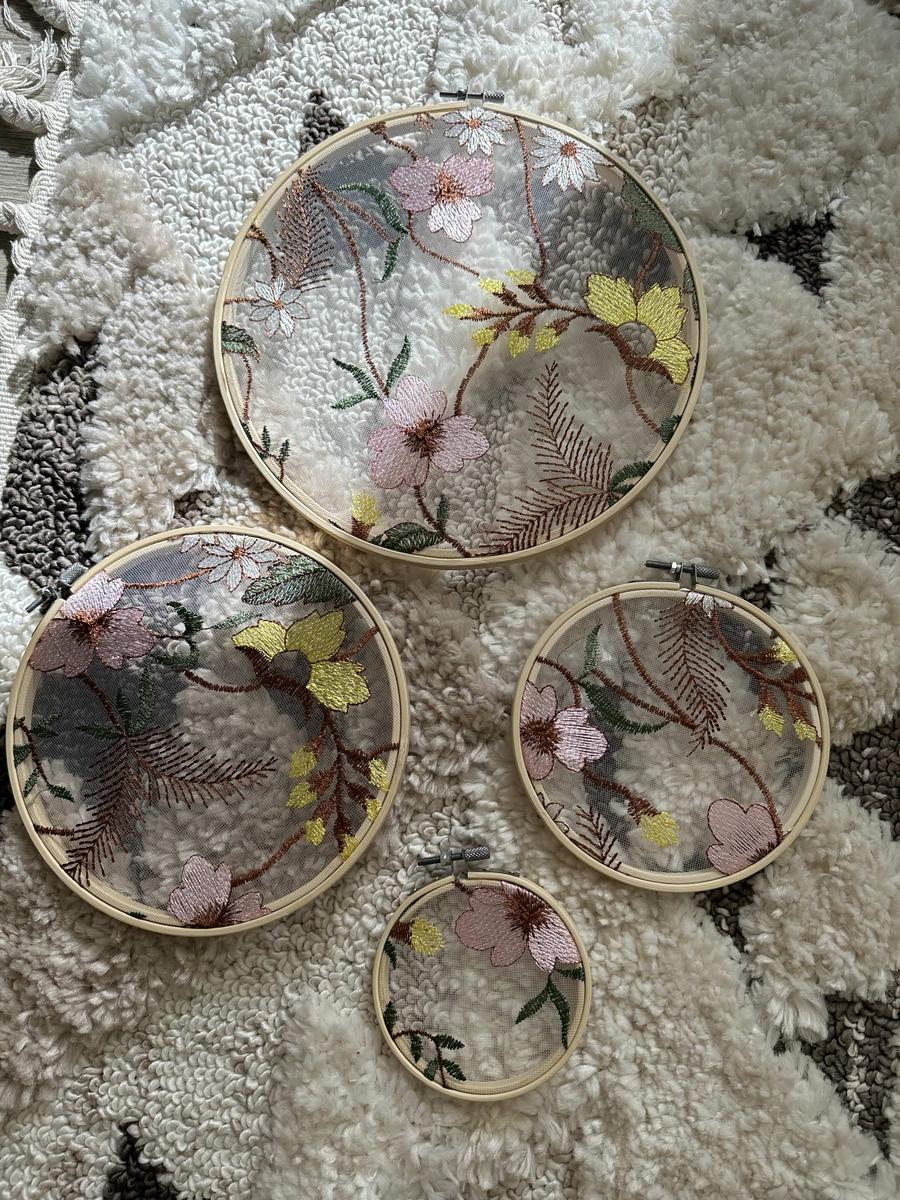 Item: Multicolor, one-size